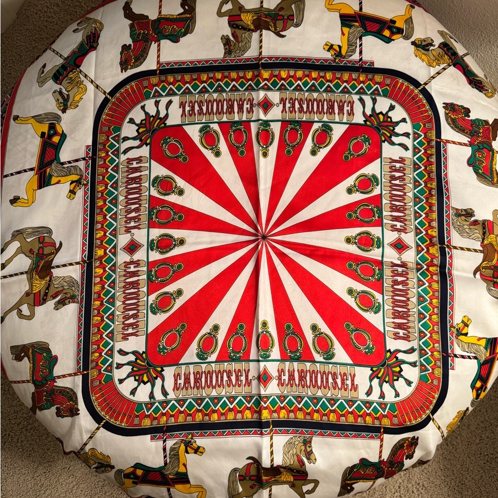 🎈NEW 🎈 RALPH LAUREN 🎈 CAROUSEL PRINT SILK SCARF🎈 33” 🎈MULTICOLOR